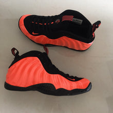 Load image into Gallery viewer, Nike Air Foamposite Pro Hardaway Orange Silk