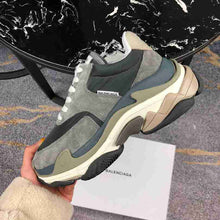 Load image into Gallery viewer, Balenciaga Triple S Sneaker Gray Black