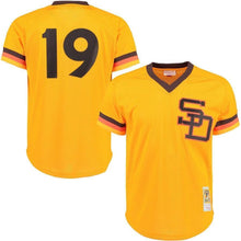 Load image into Gallery viewer, Tony Gwynn San Diego Padres Mitchell &amp; Ness 1982  Jersey - Gold