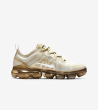 Load image into Gallery viewer, VAPORMAX  Nike Air 2019 " White Metallic Gold" Men's SHOE